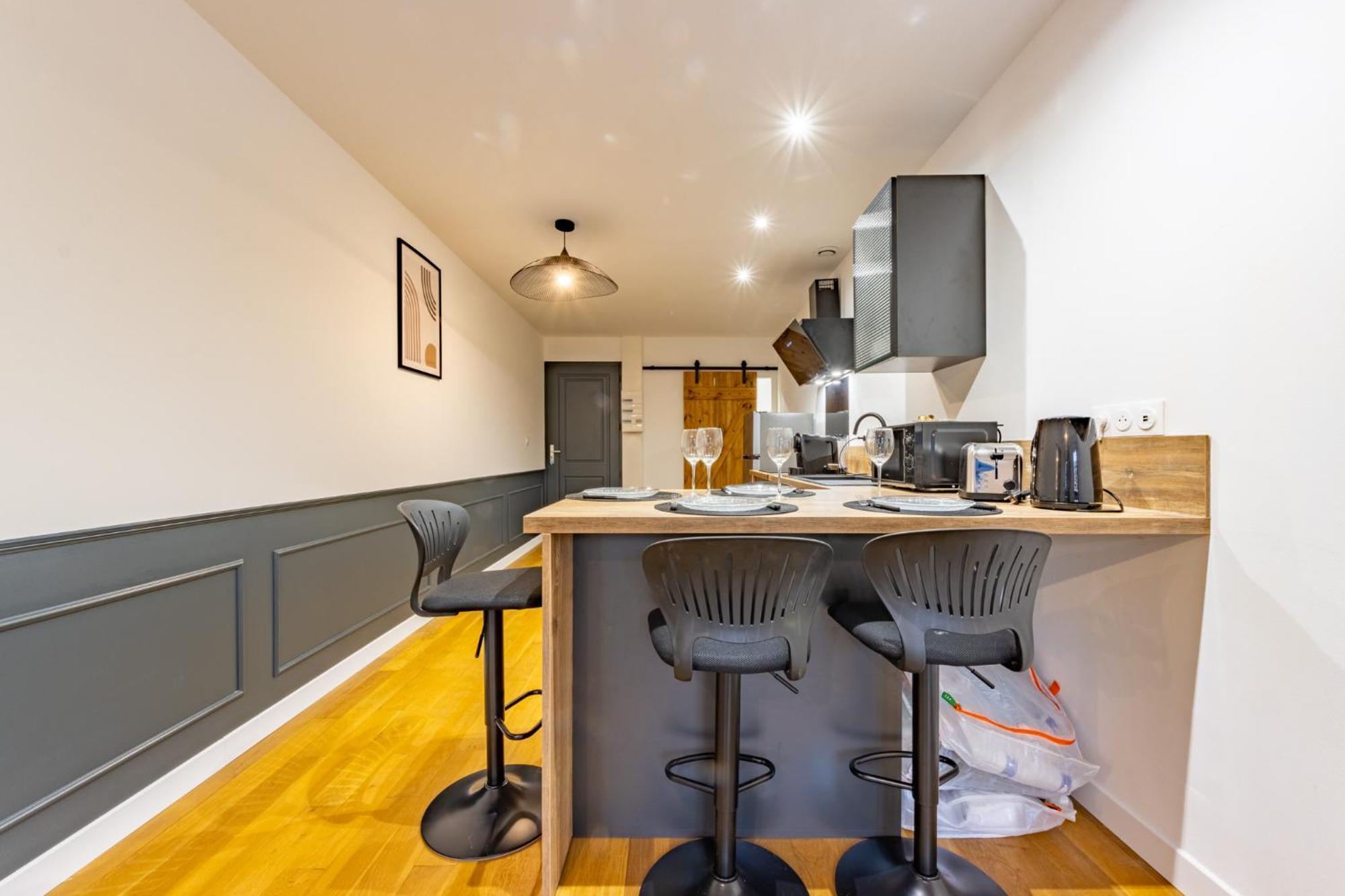 Le Beau Briand Proche Gare Parking Facile Apartment